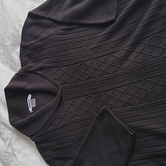 Alia petite black sweater - Picture 2 of 5